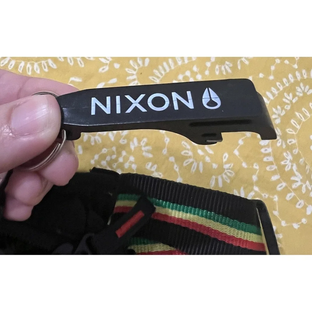 Nixon Happy Trails Trestles Hip Pack Adult Adjustable Fanny Bag Tie Dye Lining